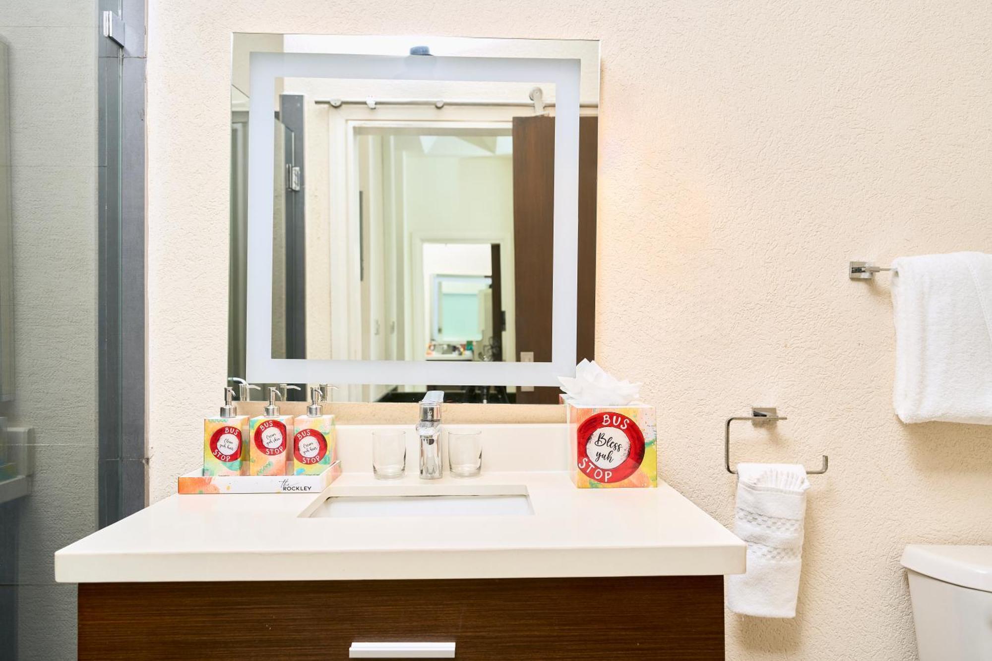 The Rockley By Ocean Hotels - Breakfast Included Bridgetown Eksteriør billede